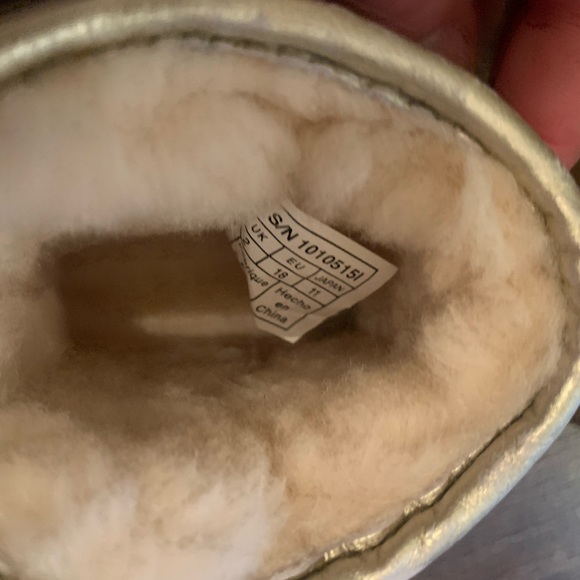 Baby ugg boots - Picture 3 of 3